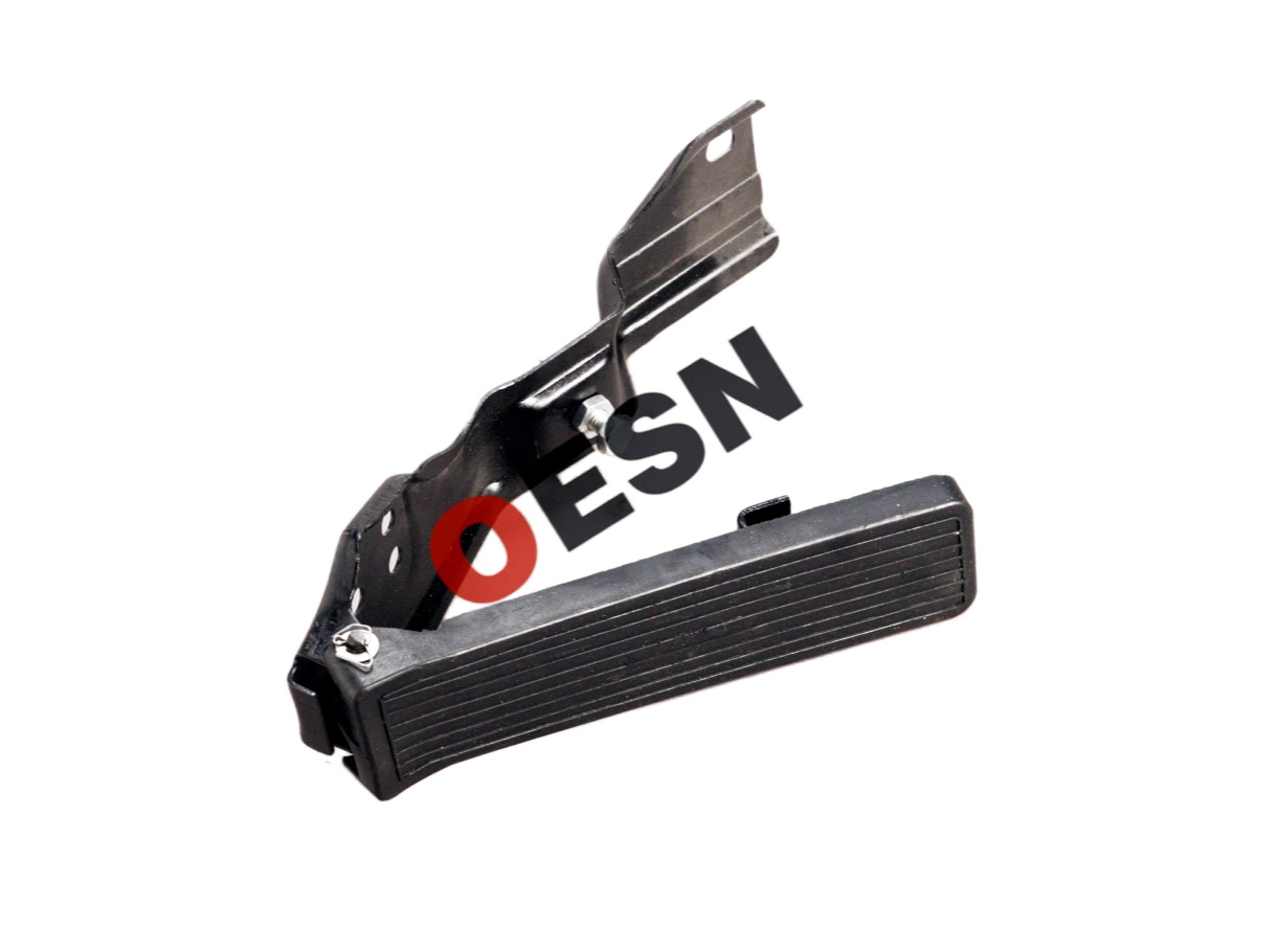 Accelerator pedal ESN10046  OEM8978591000