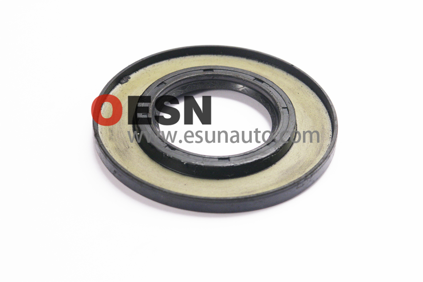 Oil seal; rear hub out ESN80042  OEM8943363172 8982029120